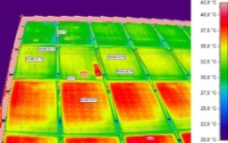 Klar zu erkenennder Defekt bei einem Solarmodul